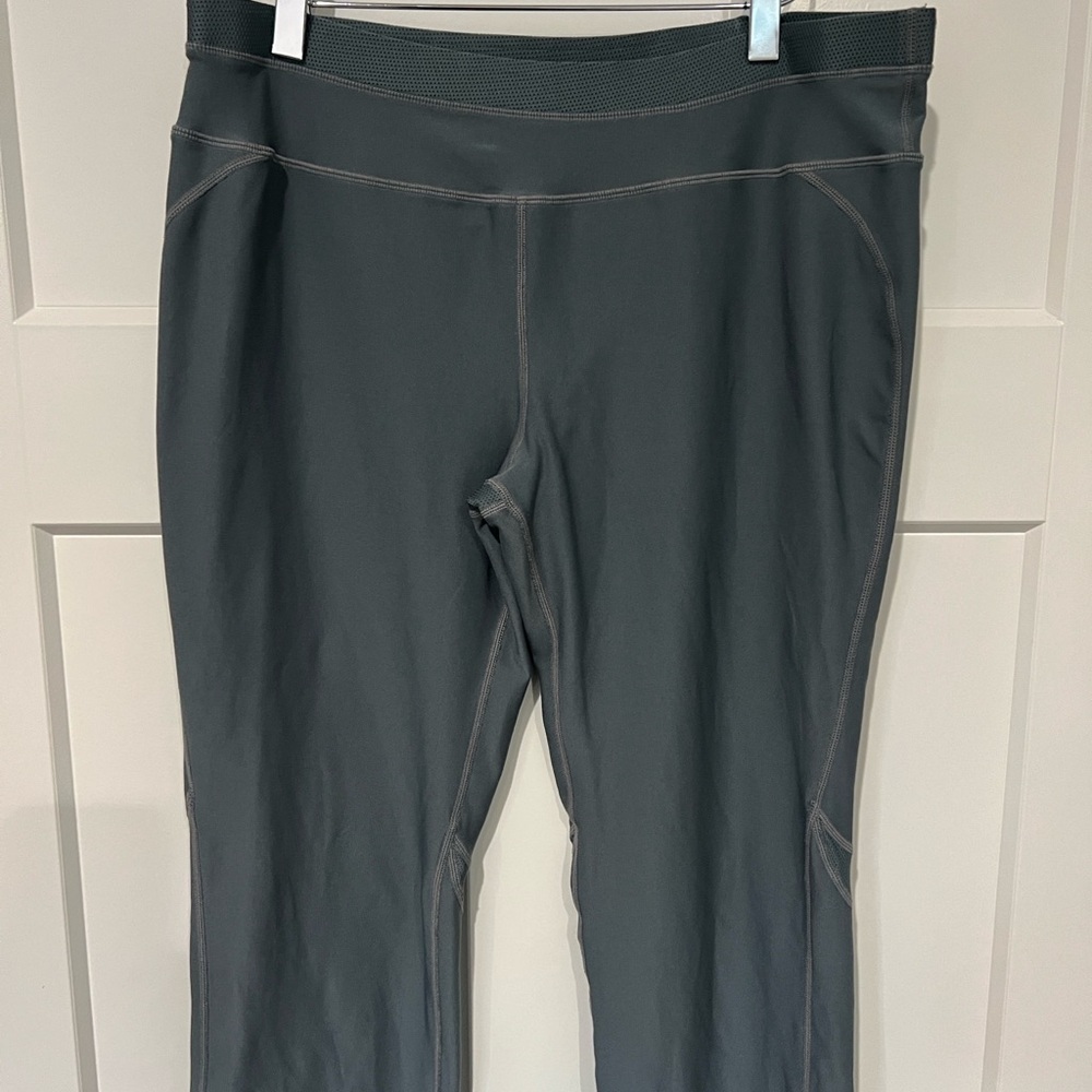 NikeFit Dry Athletic Pants Sz L - Picture 2 of 11